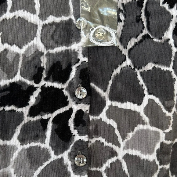 NWT Isaac Mizrahi LIVE Women's Giraffe Cardigan Sweater Size Small - Picture 3 of 8